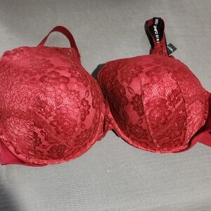Elegant Red Lace Bra